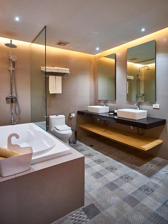 Koupelna v ubytování J7 Hotel