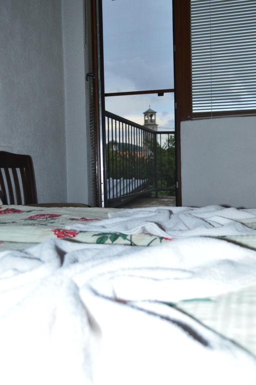 A balcony or terrace at Baba Dora Guesthouse