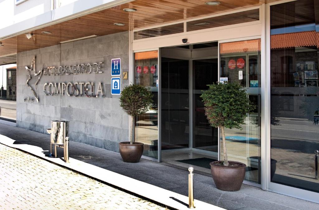 Exteriér alebo vchod do ubytovania Hotel Balneario de Compostela