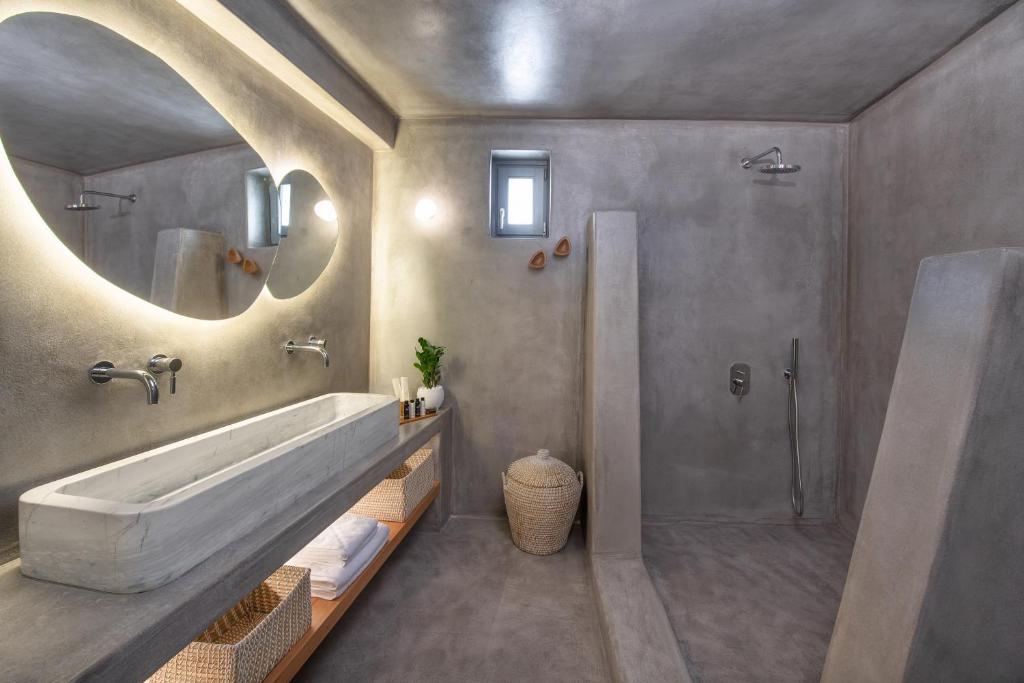 Halcyon Days Suites - 13