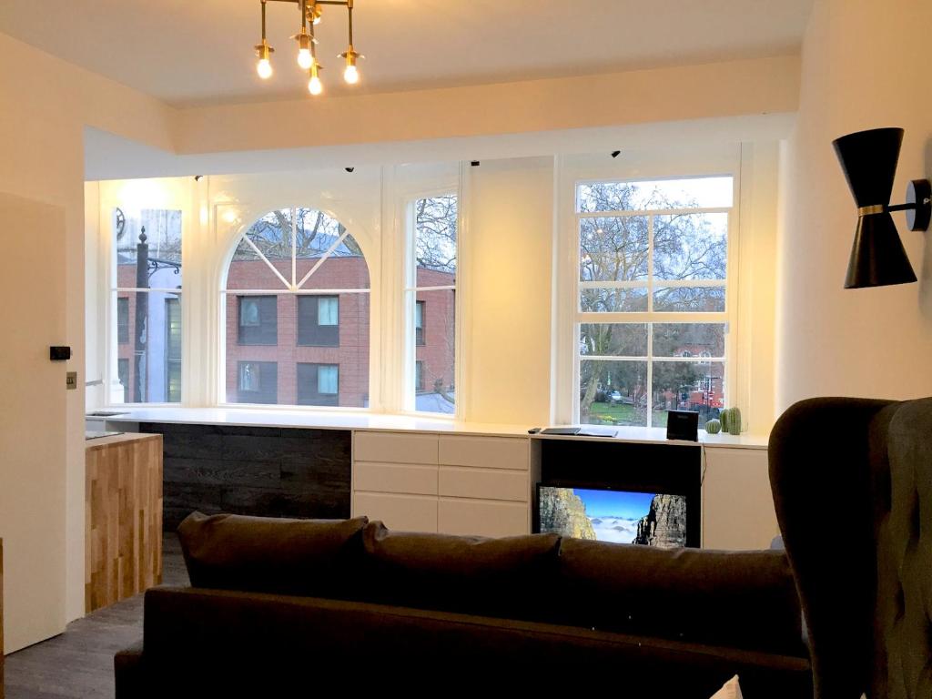 Shoreditch Place - 