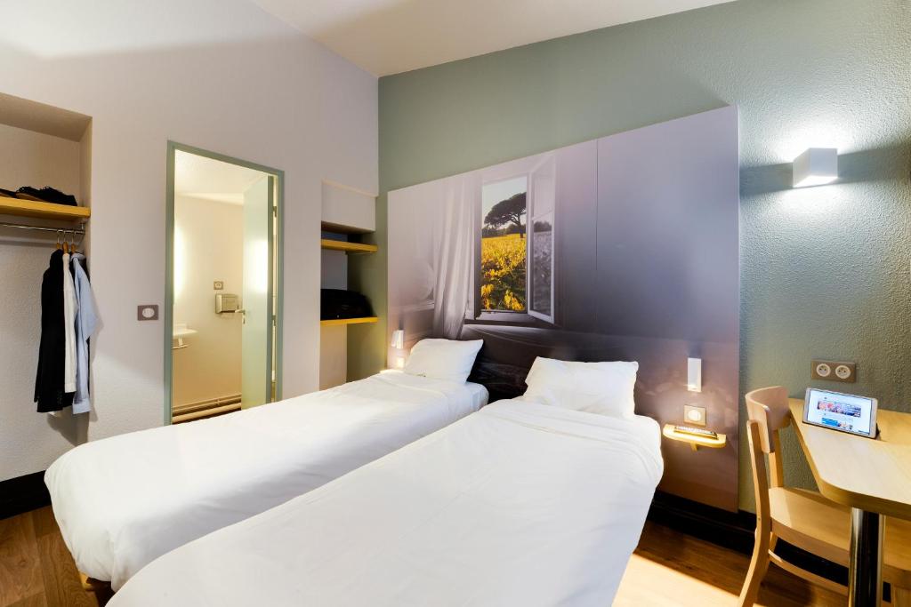 
Twin Room - Non-Smoking
