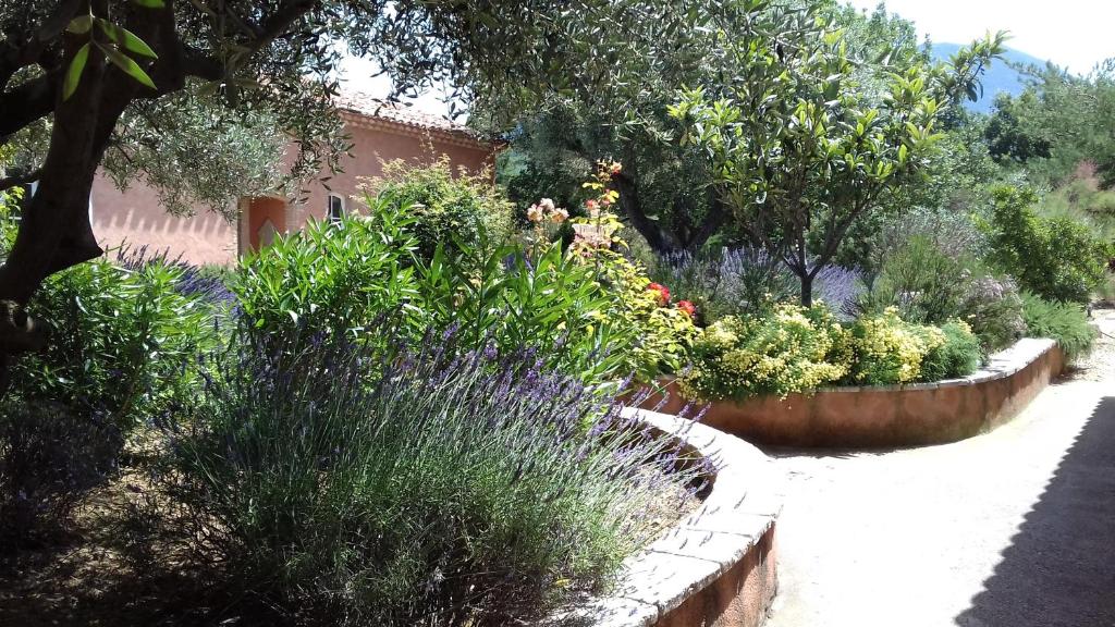 Zahrada ubytování Les Jardins de l'Ermitage