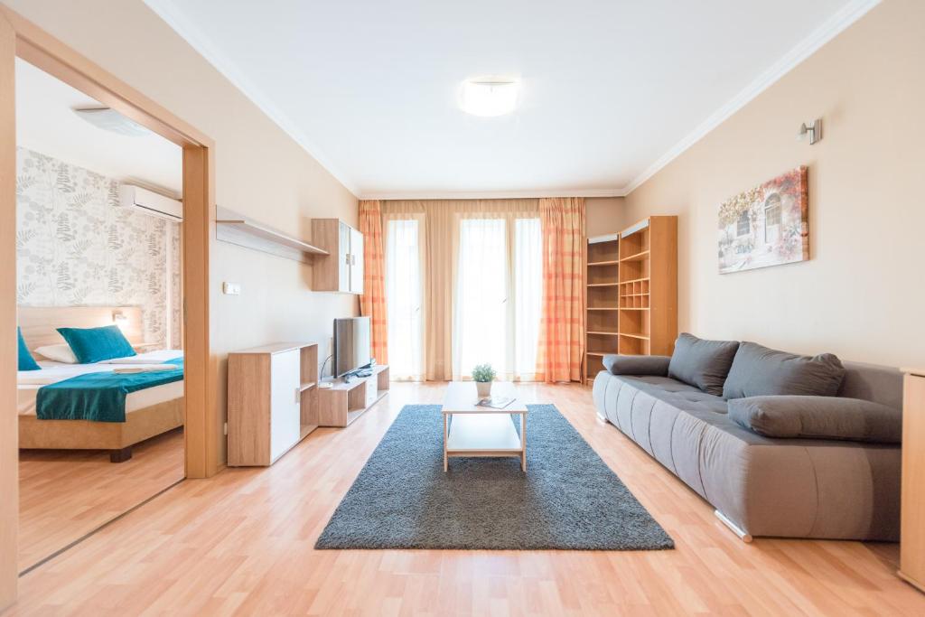Posedenie v ubytovaní Nova Apartments