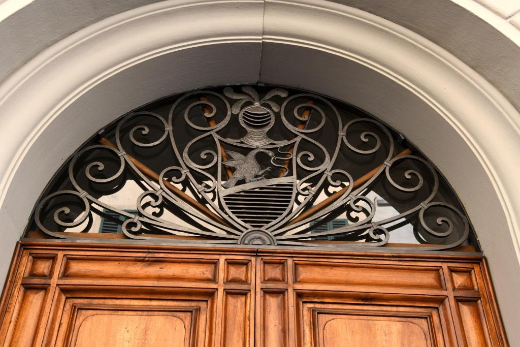 モンテヴァルキにあるPalazzo Vasarri - Luxury design suitesのギャラリーの写真