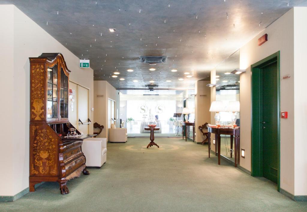 Vstupní hala nebo recepce v ubytování Hotel Senator