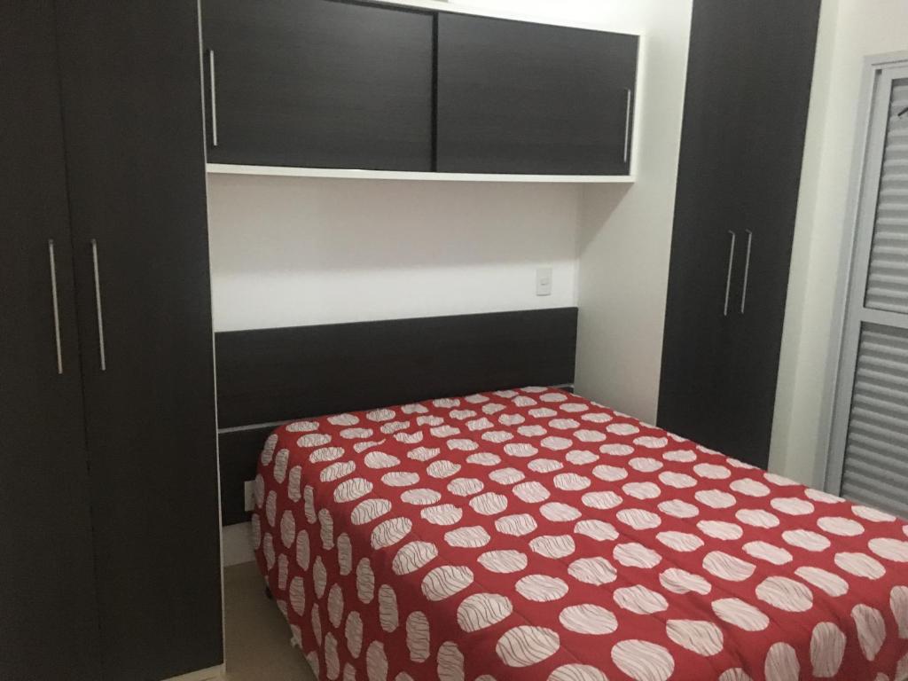  Apartamento em Bertioga