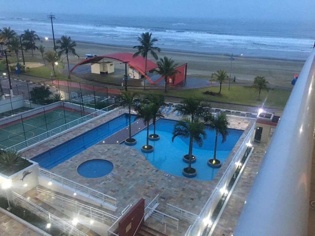  Apartamento em Bertioga