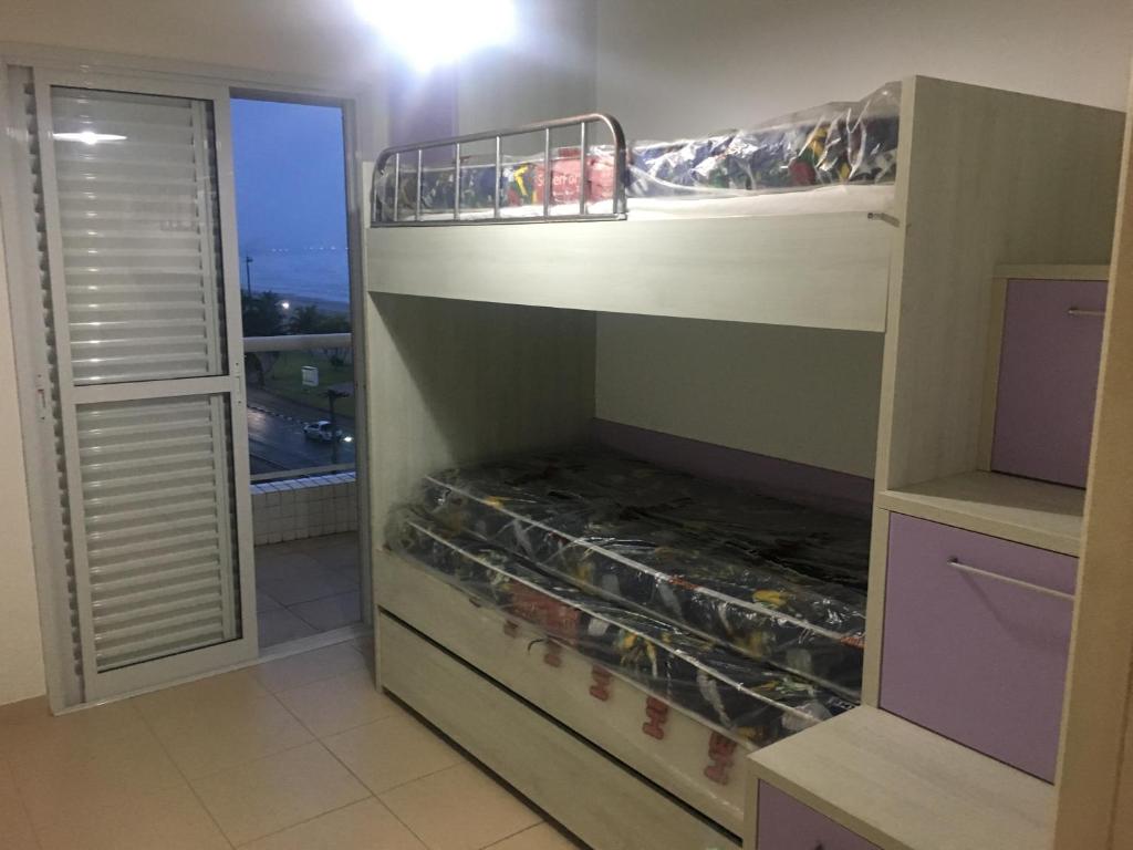  Apartamento em Bertioga
