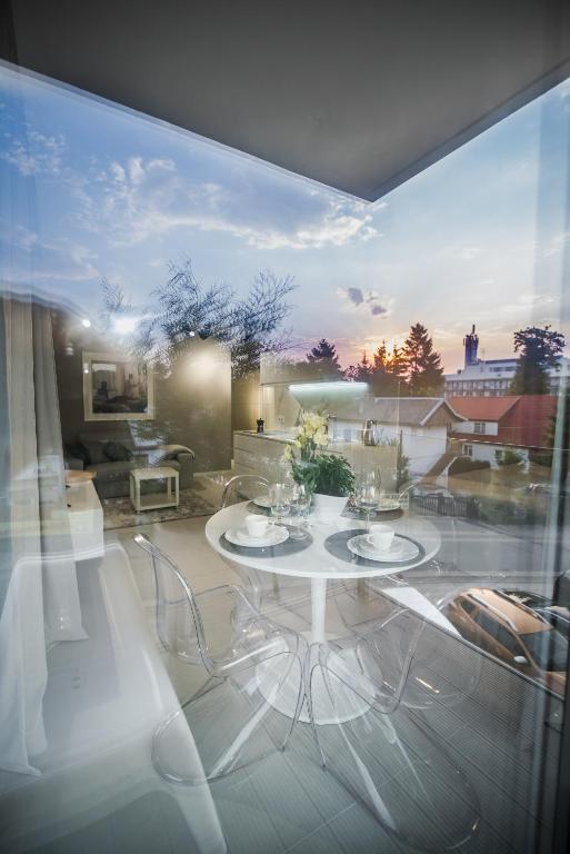 Zdjęcie z galerii obiektu Apartament Gray w mieście Mielno