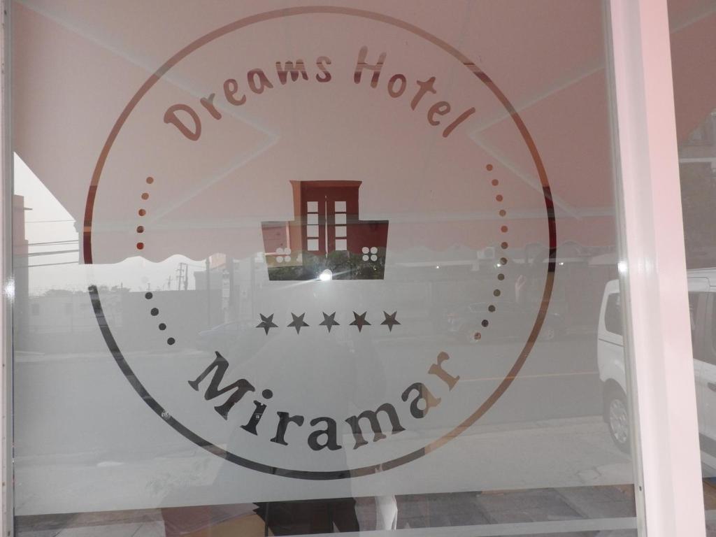 Certifikát, hodnocení, plakát nebo jiný dokument vystavený v ubytování Dreams Miramar