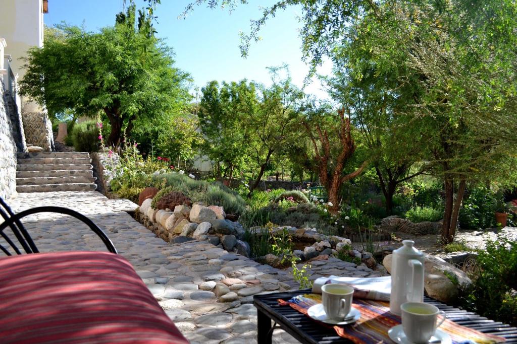 Un jardín fuera de Casa del Tejedor