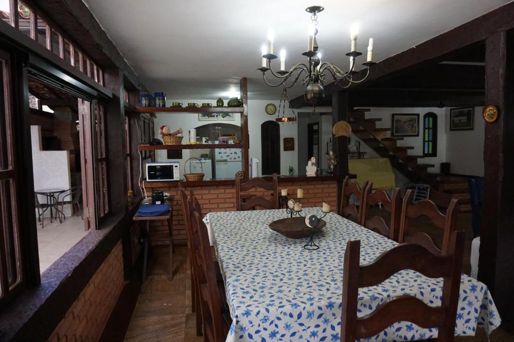  Bela casa de 4 suítes em Geribá