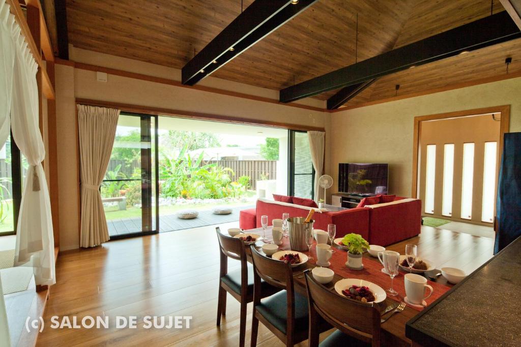 Posezení v ubytování Bougain Terrace Resort Thi-chi House