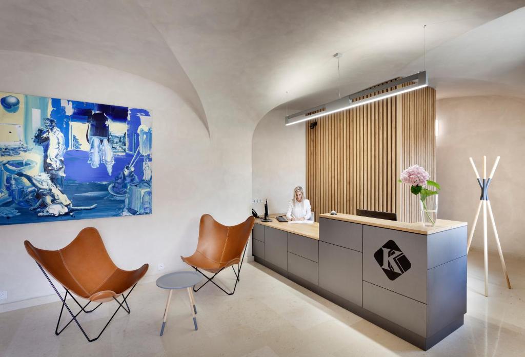 A seating area at Hotel Kleis
