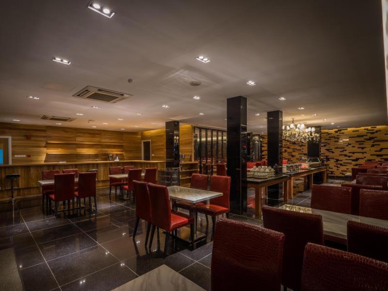 Restaurace v ubytování WIWO Hotel