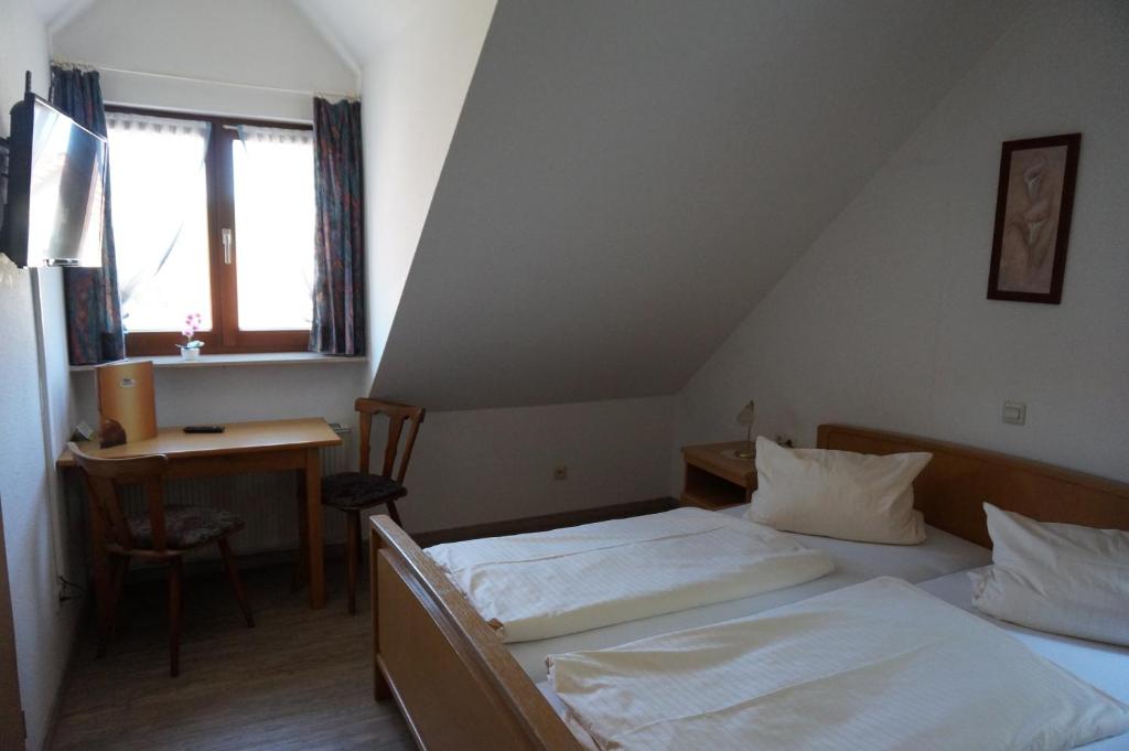 Postel nebo postele na pokoji v ubytování Zenntaler Hof