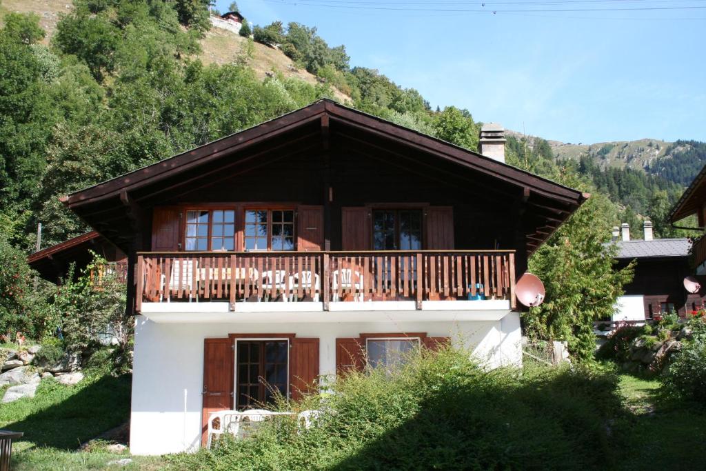 Nespecifikovaný výhled na hory nebo výhled na hory při pohledu z apartmánu
