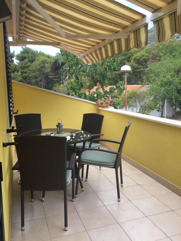Balkón alebo terasa v ubytovaní Apartments Marijan