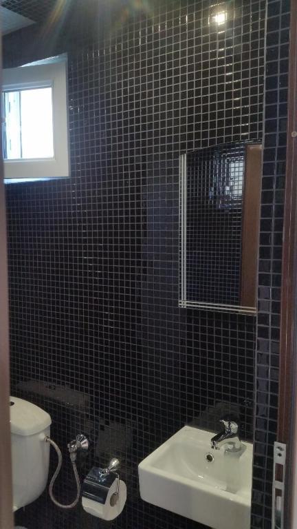 Koupelna v ubytování Banya Guest Rooms 23