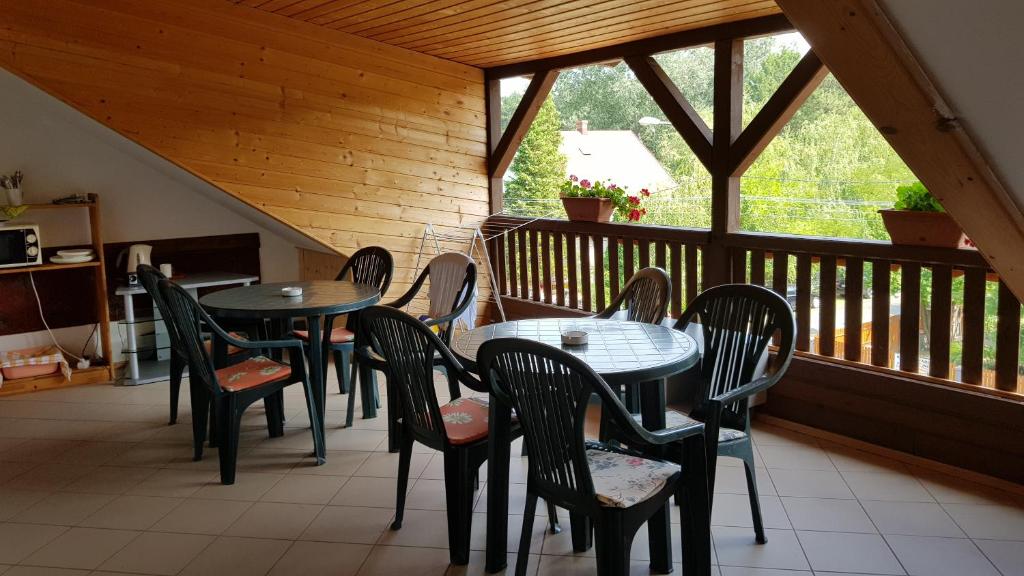 Balkón nebo terasa v ubytování Mészöly Vendégház