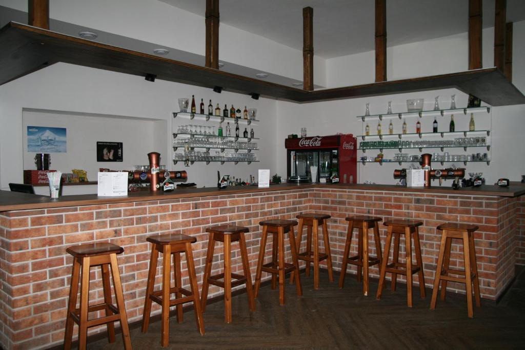 Lounge nebo bar v ubytování Penzion Hvězda - Restaurace dočasně uzavřena