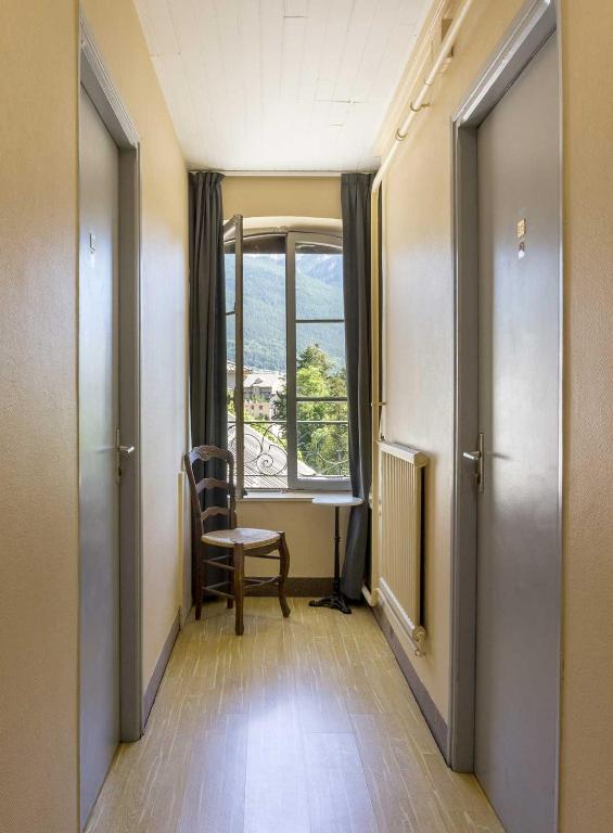 Fotografie z fotogalerie ubytování Hôtel De Paris v destinaci Briançon