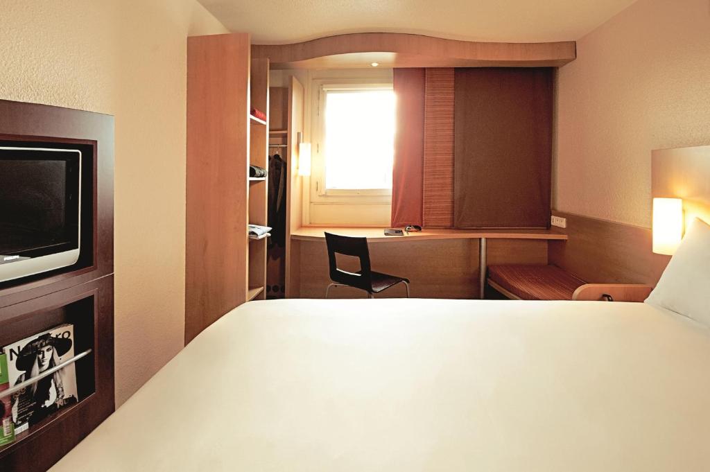 Ibis Milano Centro photo