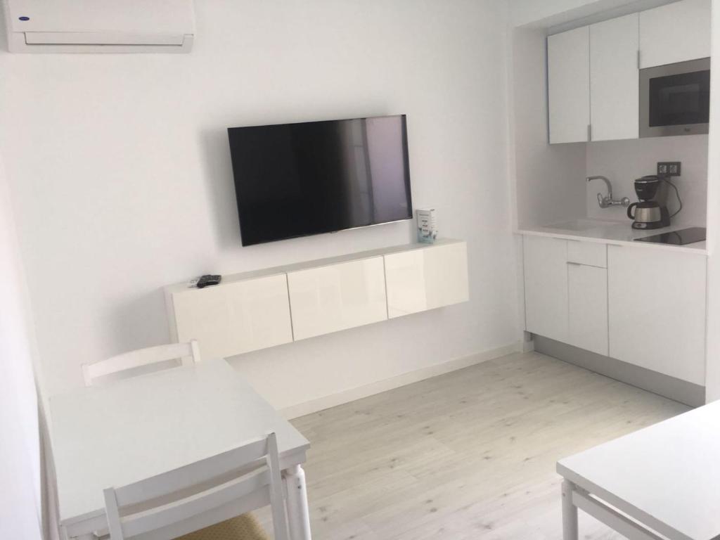 Atlantic Sun Beach - Gay Men Only - 18