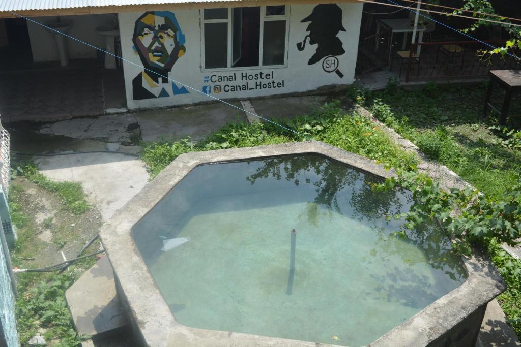 Zahrada ubytování Canal Hostel