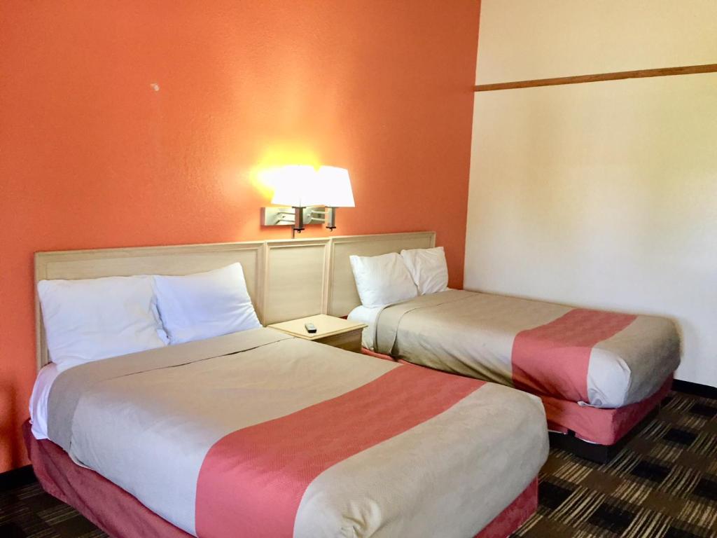 Red Carpet Inn North Chicago - Camera Doppia Con Due Letti Matrimoniali
