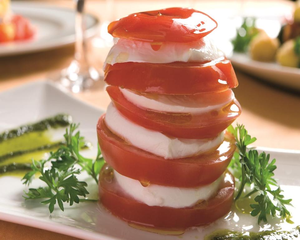 Ramada by Wyndham Naples - Resim 35