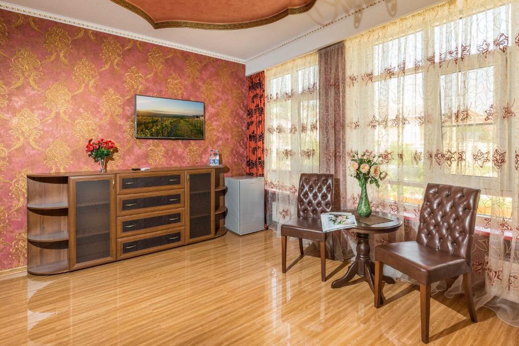 Guest House Viva Viktoria - Habitación Doble De Lujo Con Cama Extra