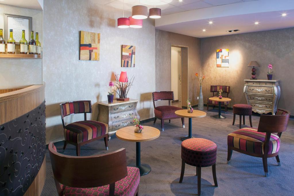 Posezení v ubytování Hôtel Normandie Spa