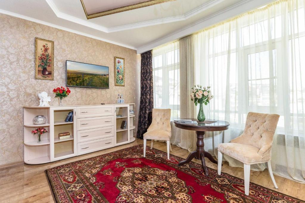 Guest House Viva Viktoria - Habitación Doble De Lujo Con Cama Extra