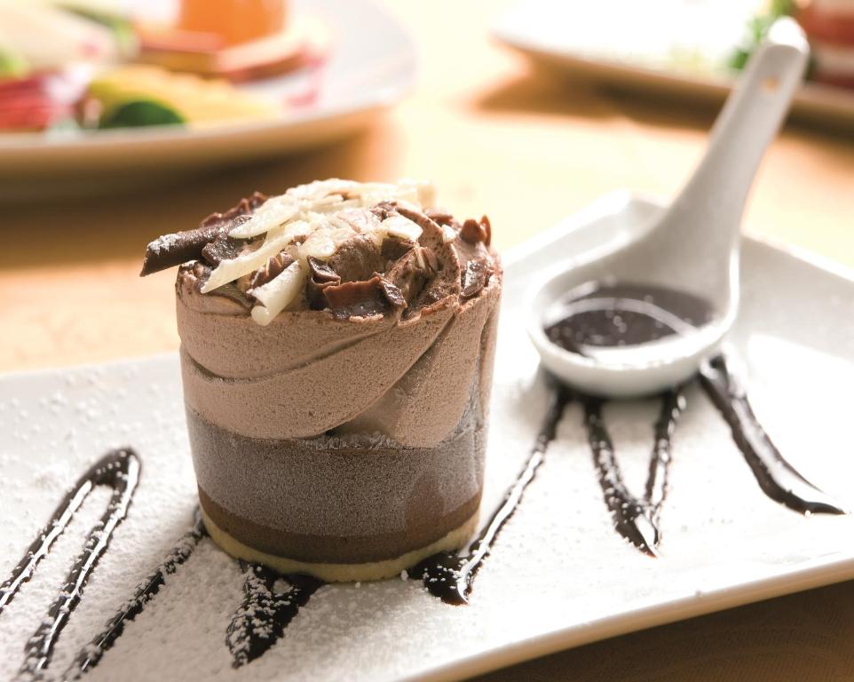 Ramada by Wyndham Naples - Resim 28