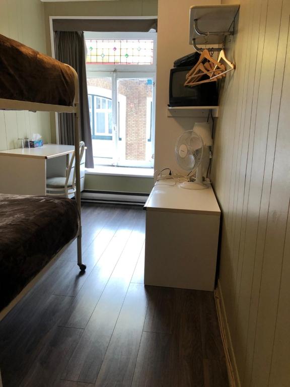 Auberge St-Louis - Resim 21