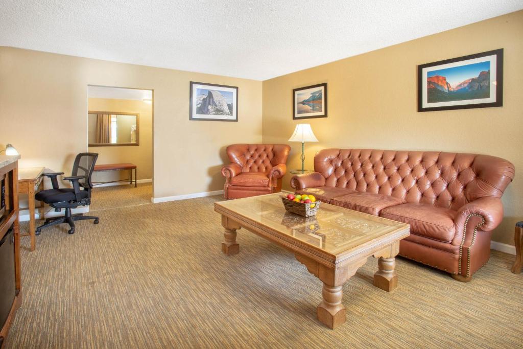 Posezení v ubytování Travelodge by Wyndham Hawthorne
