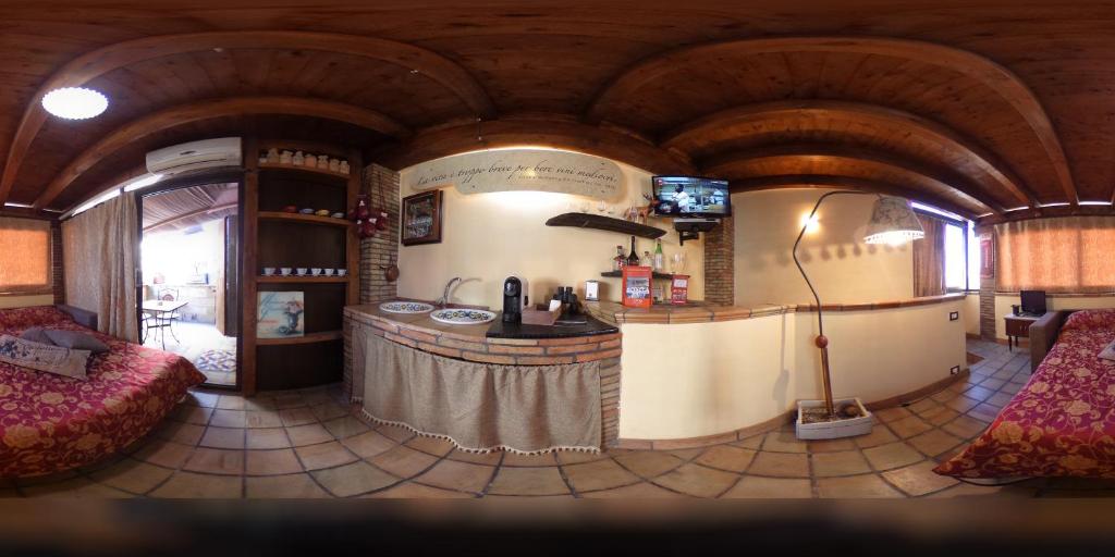 TV a/nebo společenská místnost v ubytování Guest house La Corte Normanna