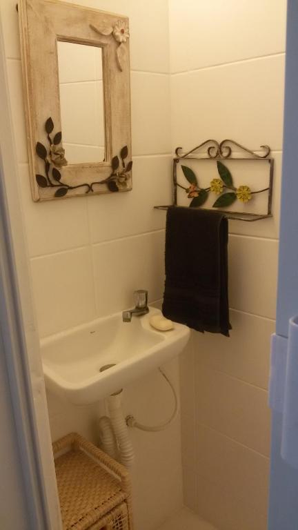 Koupelna v ubytování Casa em condomínio