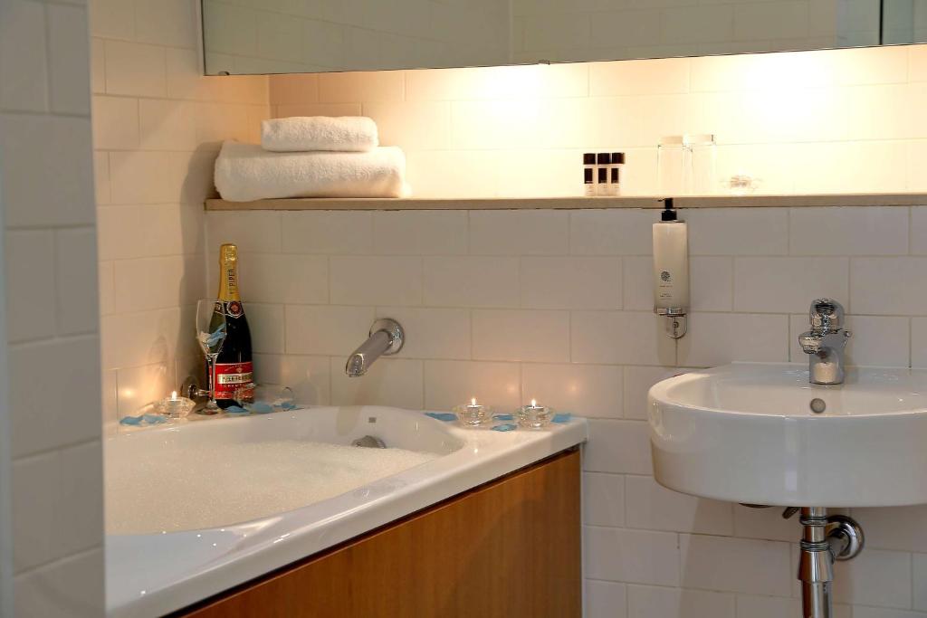 Best Western The Hilcroft Hotel West Lothian photo