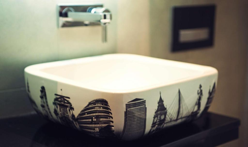 Imagem da galeria de Best Western Plus Delmere Hotel em Londres