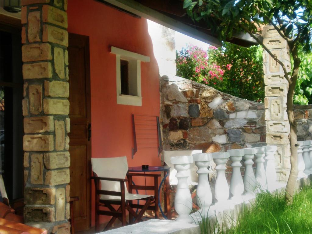 A garden outside Ilios Studios