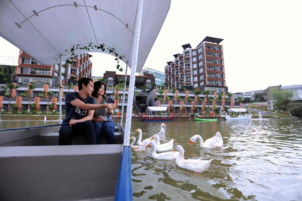 Aston Sentul Lake Resort & Conference Center