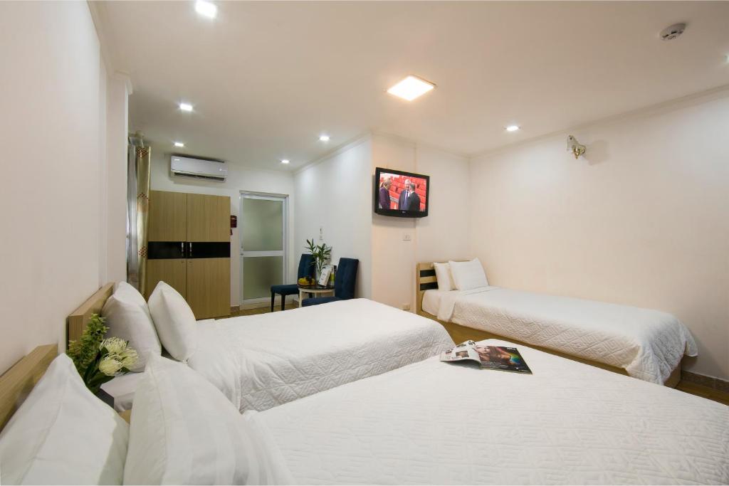 TV a/nebo společenská místnost v ubytování golden time hostel
