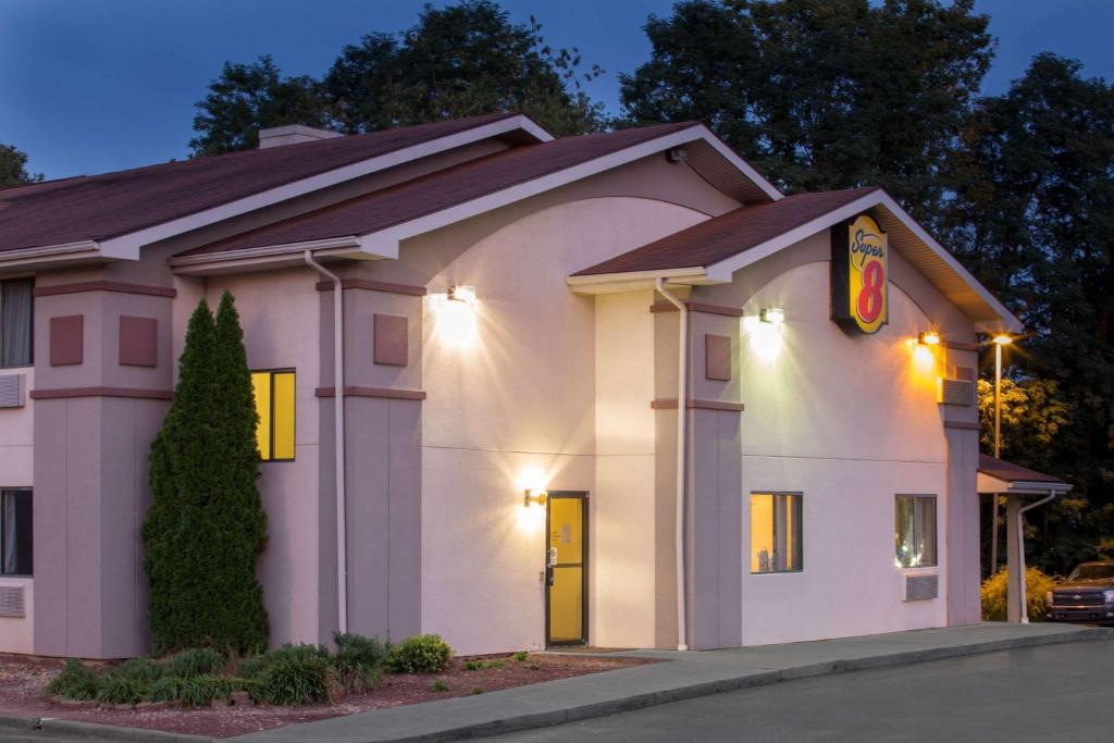 Bangunan di mana terletaknya hotel