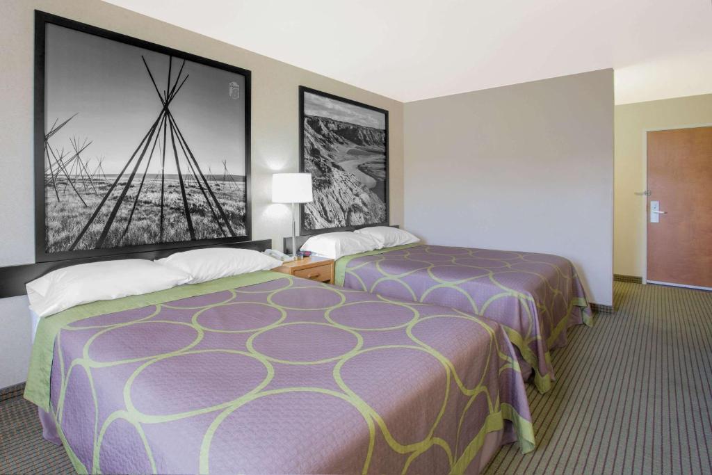 Super 8 by Wyndham Havre - Habitación Con 2 Camas Grandes - No Fumadores