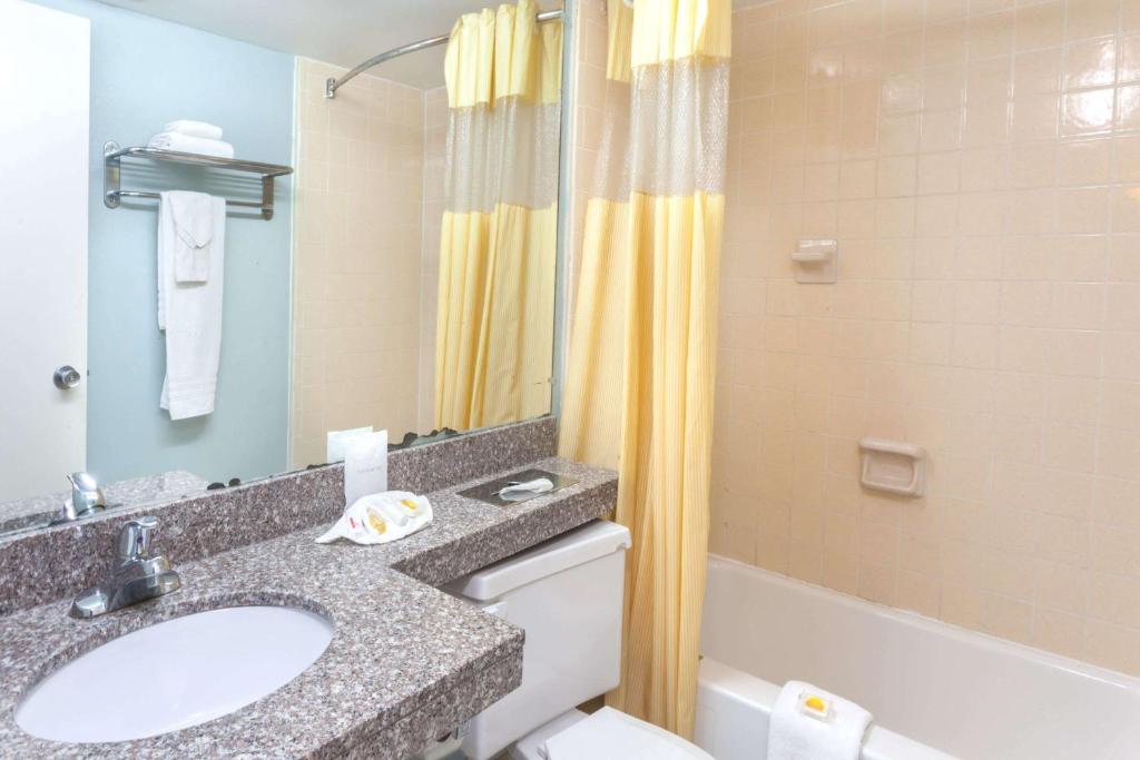 Days Inn by Wyndham Portage - King Room - Niet -roken