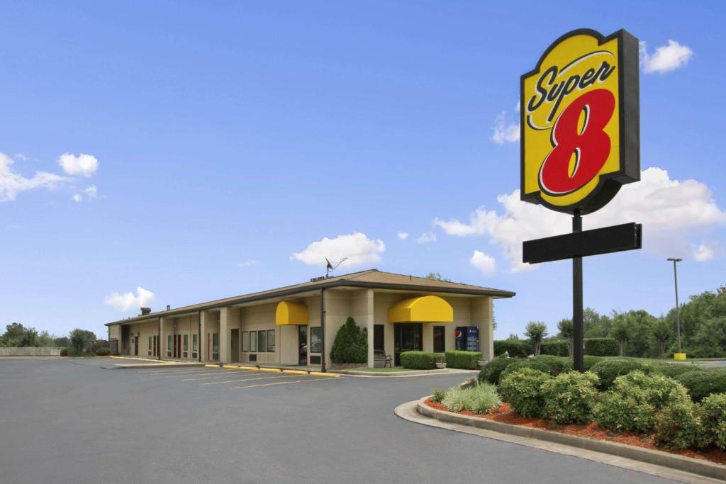 Certifikát, hodnocení, plakát nebo jiný dokument vystavený v ubytování Super 8 by Wyndham Tupelo Airport