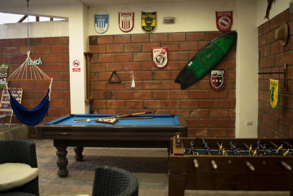 Biliár nebo kulečník v ubytování Hotel Valeritos